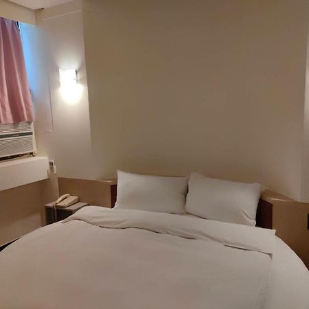Dc Hotel Đài Trung Ngoại thất bức ảnh