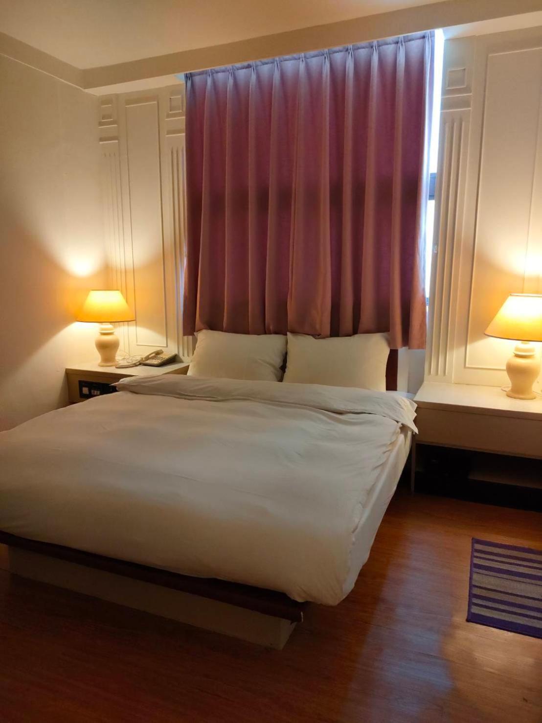 Dc Hotel Đài Trung Ngoại thất bức ảnh
