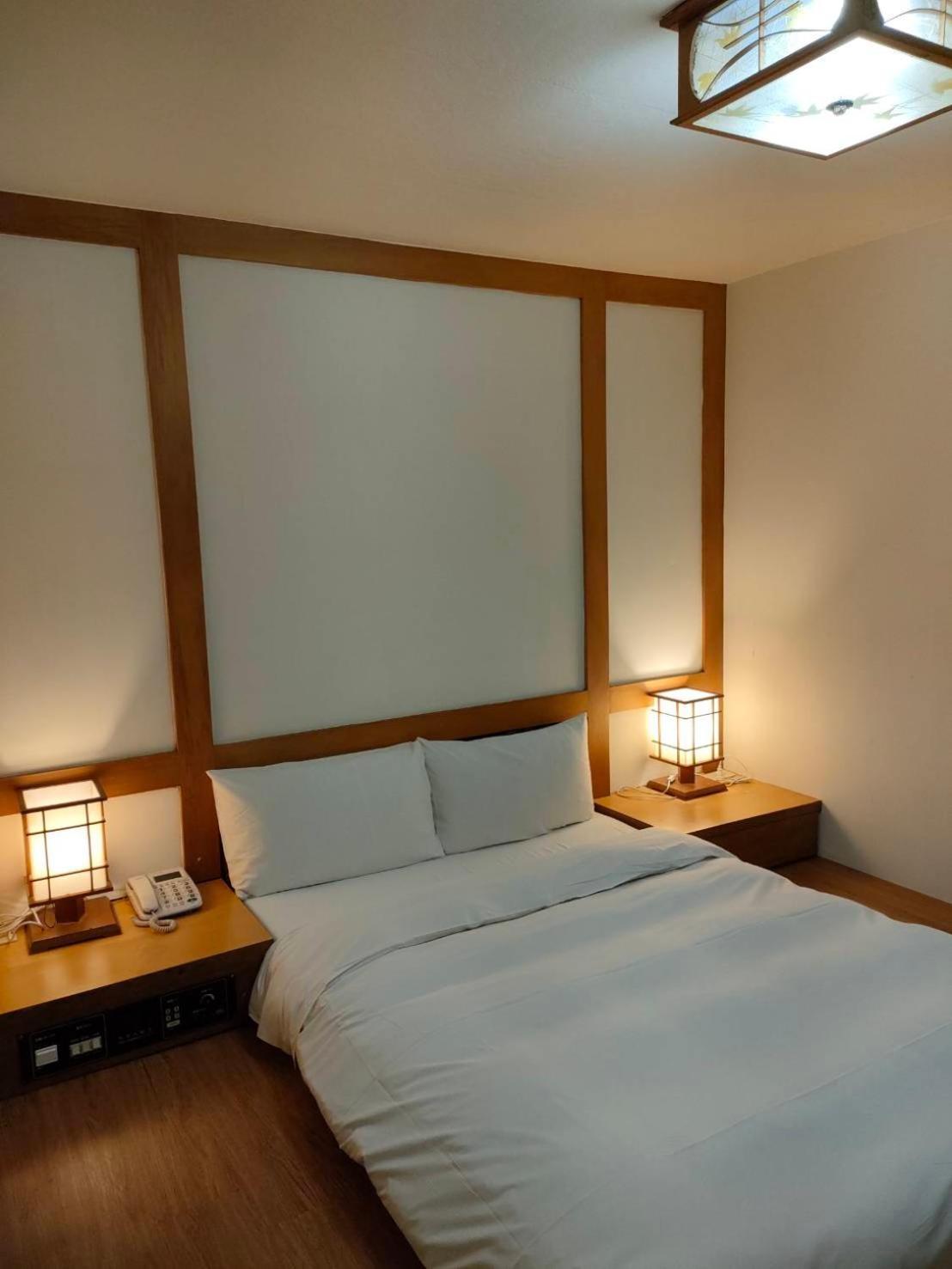 Dc Hotel Đài Trung Ngoại thất bức ảnh